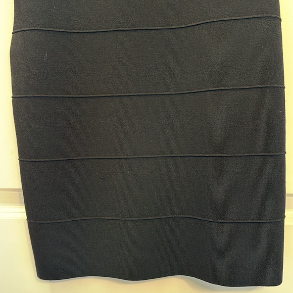 COPY - Guess- women’s little black dress- size 8 NWT - Picture 3 of 5
